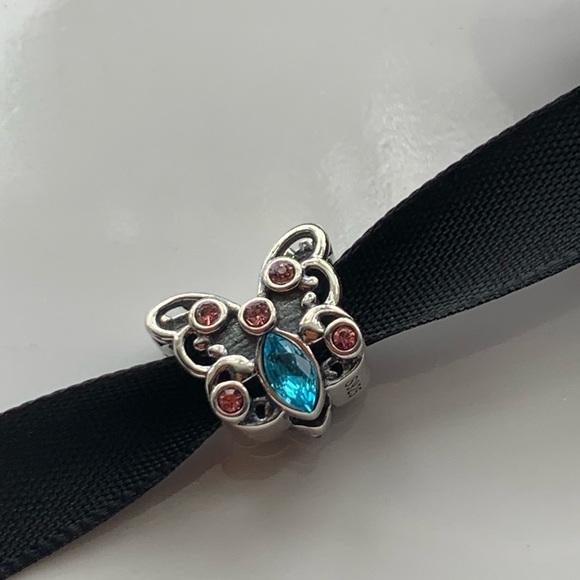 Jewelry - NEW🦋925 Sterling Silver Butterfly Charm